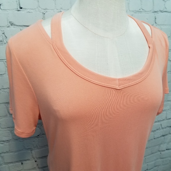 DKR&Co. | peach cutout thin short sleeve top - Picture 2 of 6